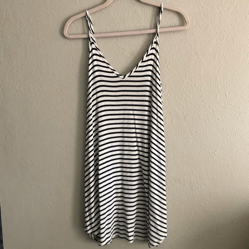 Kaitlyn dress